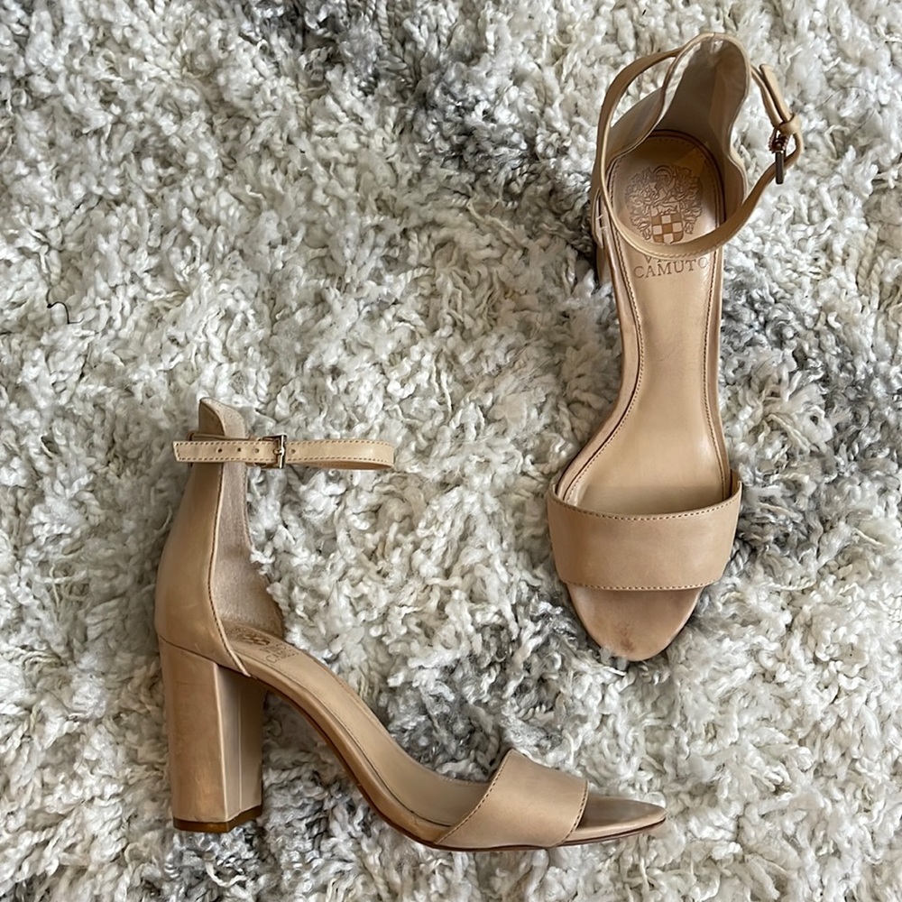 Vince Camuto